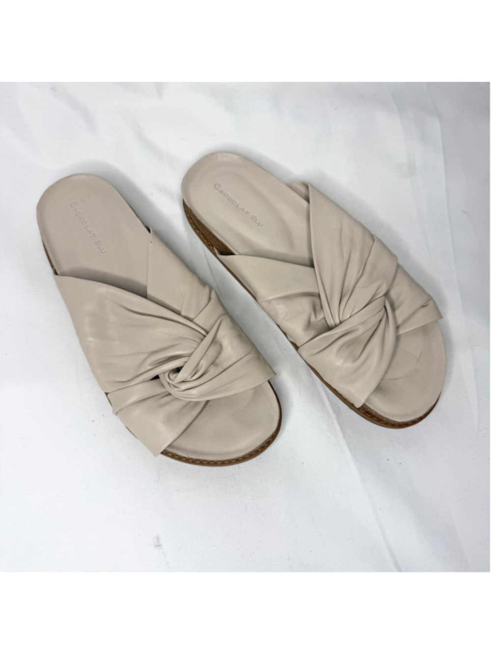 Women's Chocolat Blu Zoi Beige Leather Knot Slide Sandals Size 9